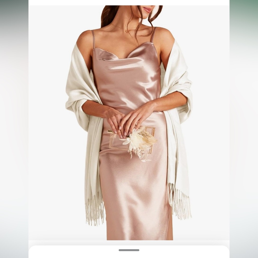 Women’s Pashmina - Ivory